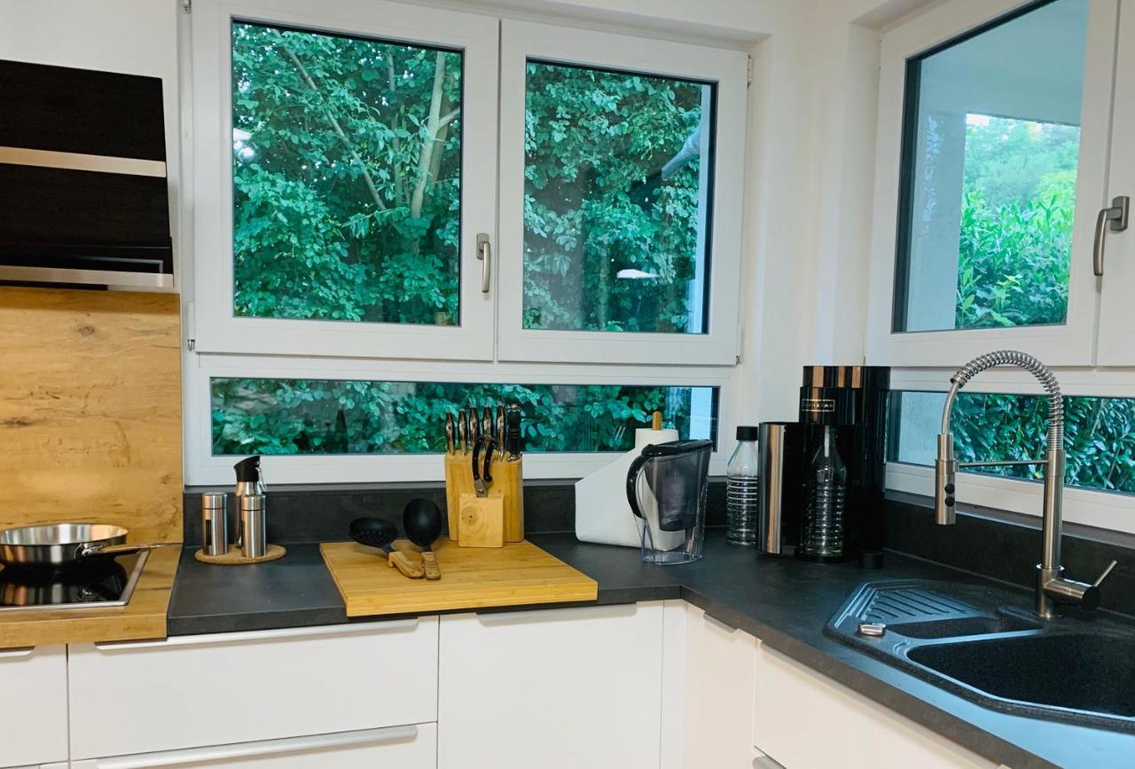 Firmen & Ferienwohnung Brecht 1 Waibstadt Esterno foto
