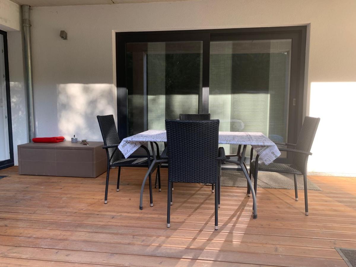 Firmen & Ferienwohnung Brecht 1 Waibstadt Esterno foto